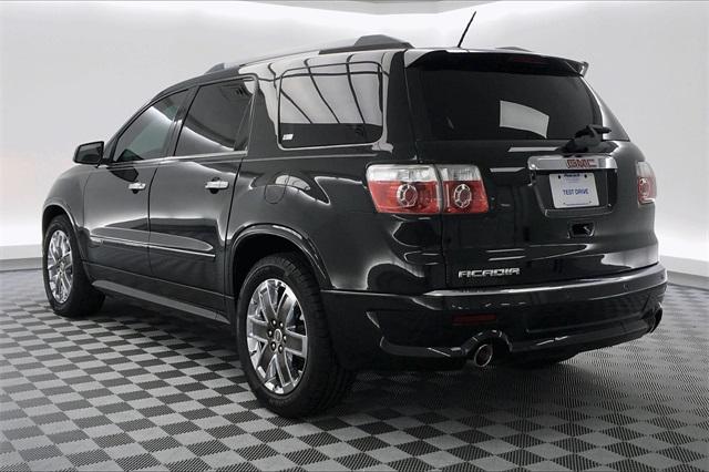 36027-gmc-acadia-2011-t