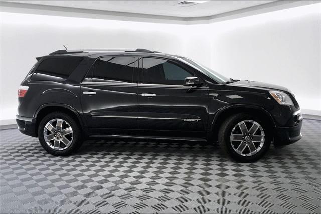 36030-gmc-acadia-2011-t