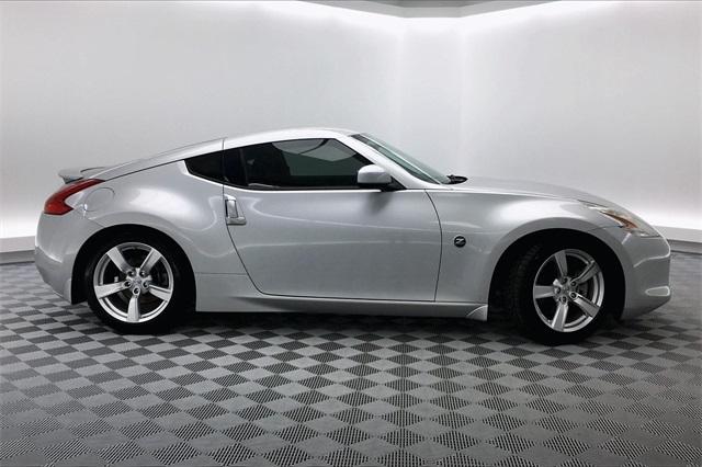 36081-nissan-370z-2012-p