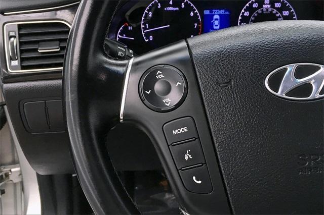 36114-hyundai-genesis-2013-p