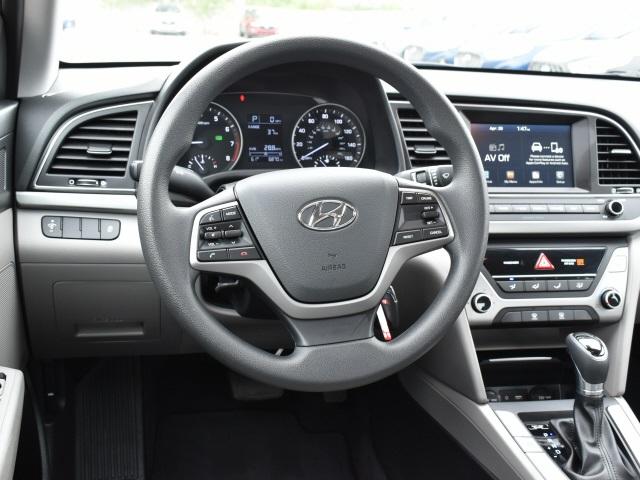 3612-hyundai-elantra-2017-48412f45