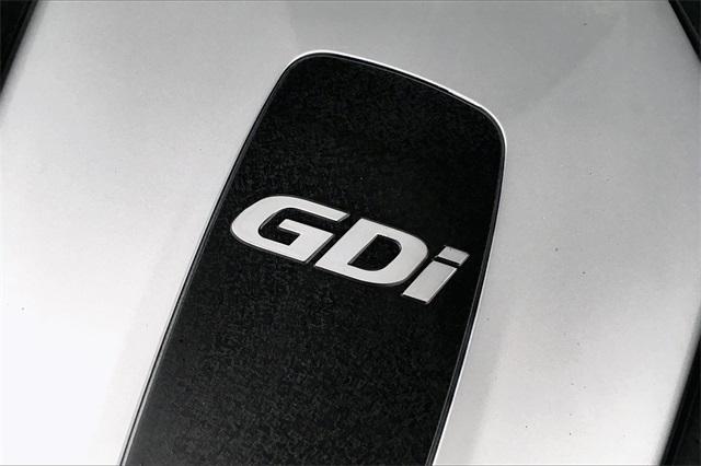 36126-hyundai-genesis-2013-p