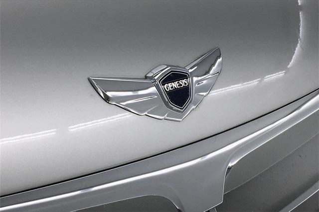 36128-hyundai-genesis-2013-p