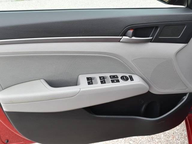3613-hyundai-elantra-2017-48412f45