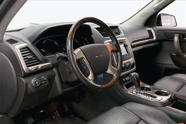 36149-gmc-acadia-2013-t