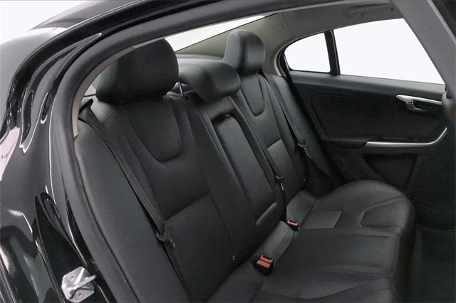 36281-volvo-s60-2015-p