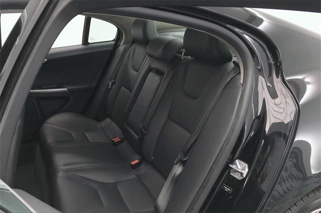 36283-volvo-s60-2015-p