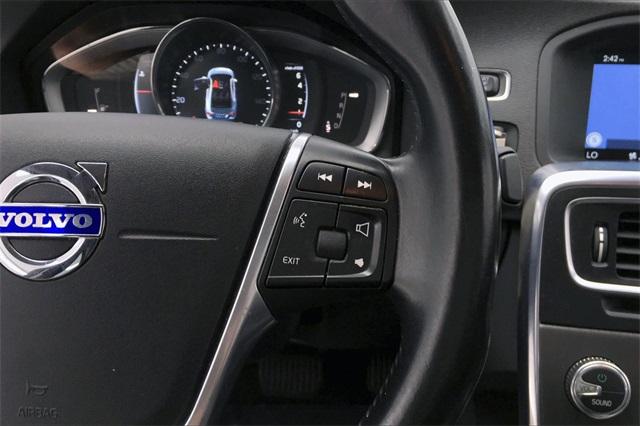 36286-volvo-s60-2015-p