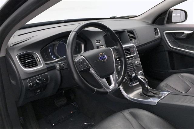 36288-volvo-s60-2015-p