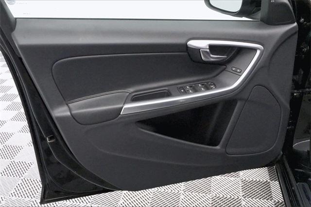 36291-volvo-s60-2015-p