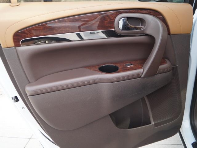3633-buick-enclave-2016-4r14526