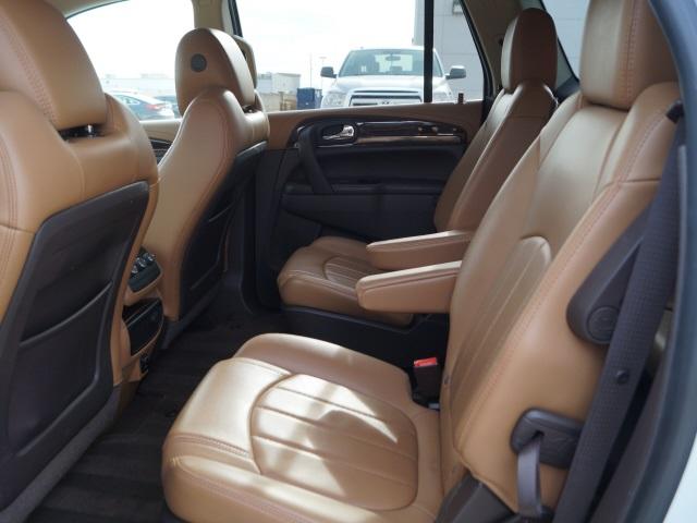 3634-buick-enclave-2016-4r14526