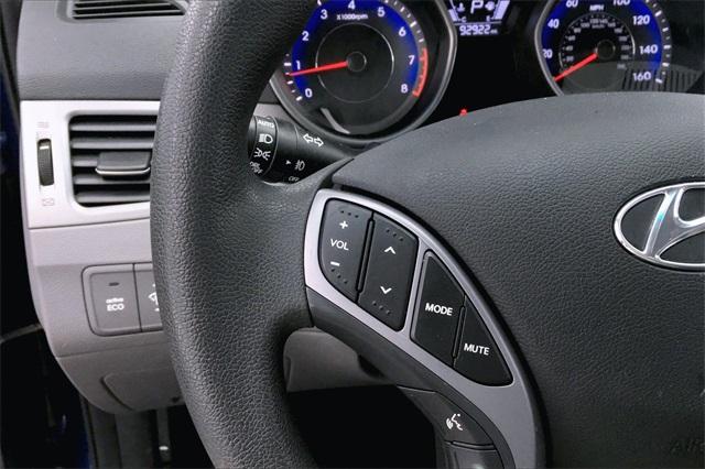 36350-hyundai-elantra-2015-p