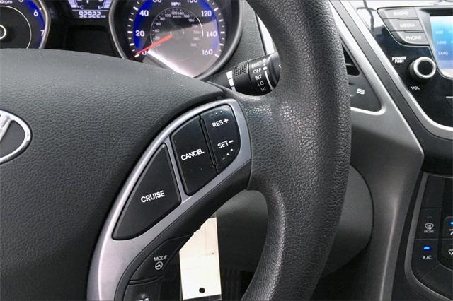 36351-hyundai-elantra-2015-p