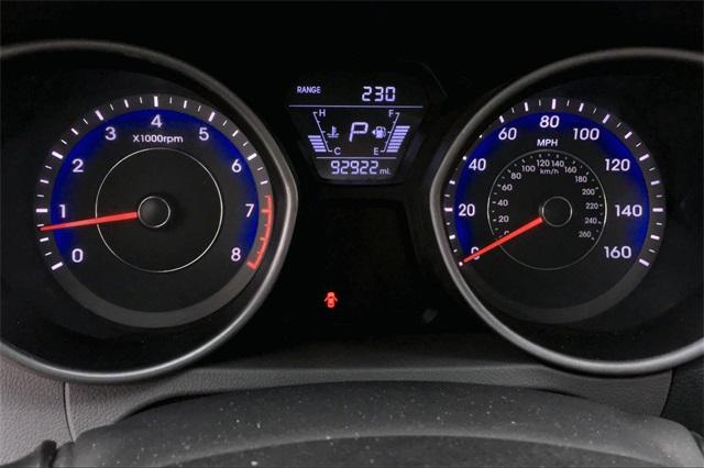 36352-hyundai-elantra-2015-p