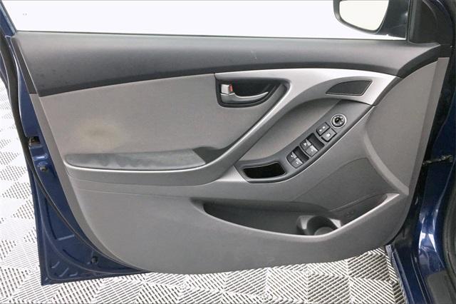 36356-hyundai-elantra-2015-p