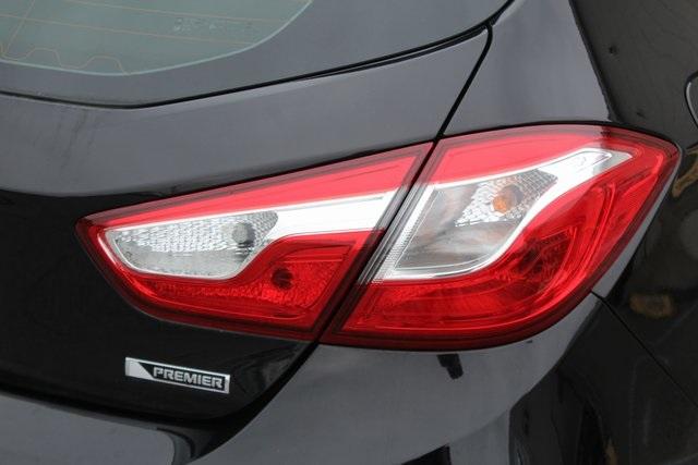 36485-chevrolet-cruze-2017-p
