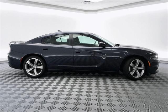 36537-dodge-charger-2017-p