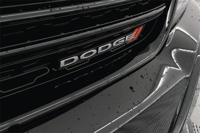 36556-dodge-charger-2017-p