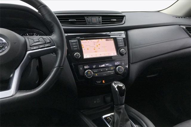 36635-nissan-rogue-2018-t