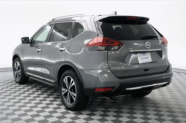 36640-nissan-rogue-2018-t