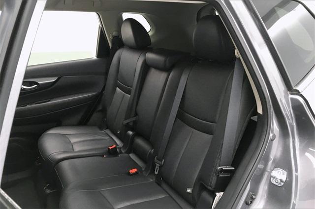 36646-nissan-rogue-2018-t