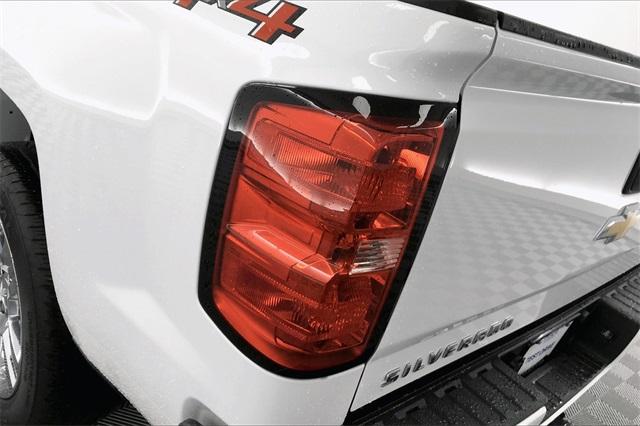 36719-chevrolet-silverado1500-2018-t
