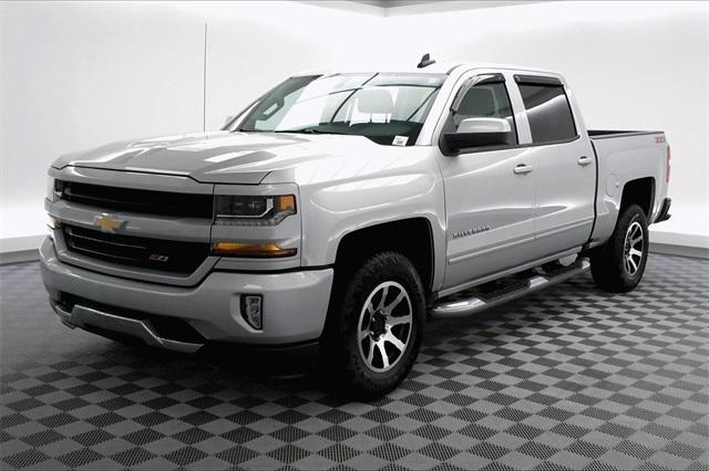 36770-chevrolet-silverado1500-2018-t