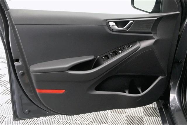 37012-hyundai-ioniqhybrid-2019-n0522f4s