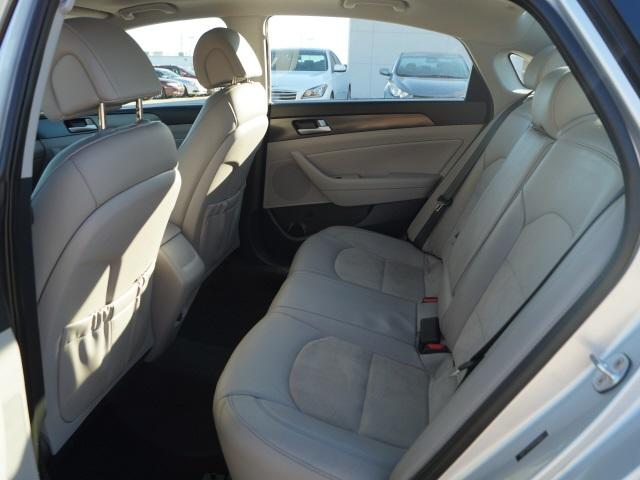 3705-hyundai-sonata-2017-28442f45