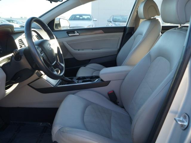 3708-hyundai-sonata-2017-28442f45