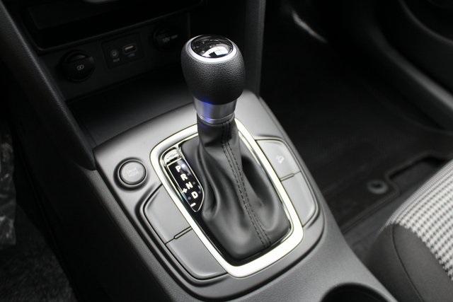 37122-hyundai-kona-2019-q0402f45