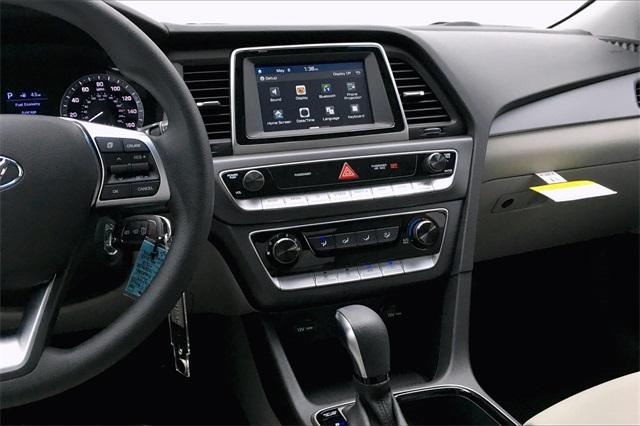 37140-hyundai-sonata-2019-284h2f4p