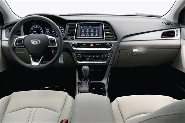 37317-hyundai-sonata-2019-284h2f4p