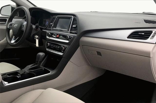 37372-hyundai-sonata-2019-284h2f4p