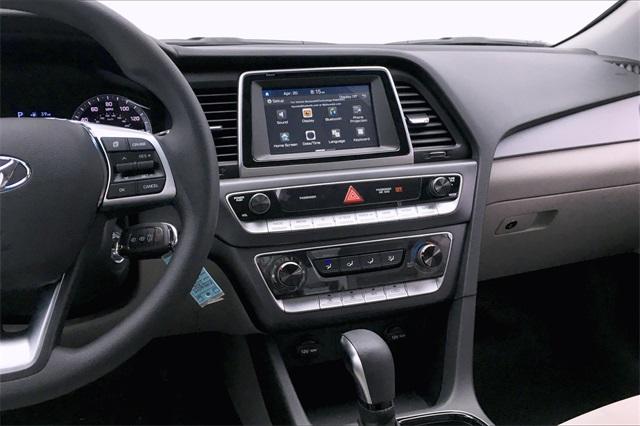 37402-hyundai-sonata-2019-284h2f4p