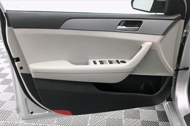 37411-hyundai-sonata-2019-284h2f4p