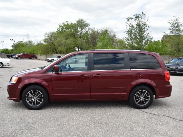 3749-dodge-grandcaravan-2017-rtkm53