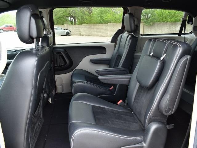 3755-dodge-grandcaravan-2017-rtkm53