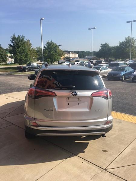 37560-toyota-rav4-2017-fwd