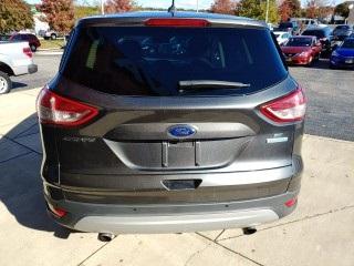 37573-ford-escape-2016-fwd