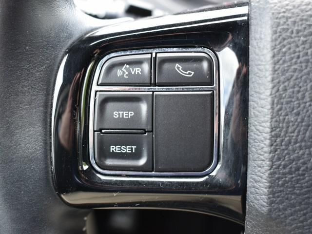 3765-dodge-grandcaravan-2017-rtkm53
