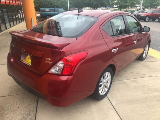 37659-nissan-versa-2018-fwd