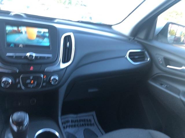 37699-chevrolet-equinox-2018-awd