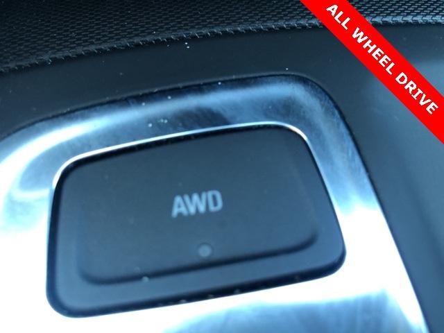 37702-chevrolet-equinox-2018-awd
