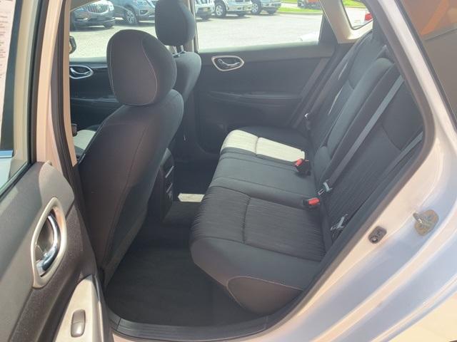 37743-nissan-sentra-2019-fwd