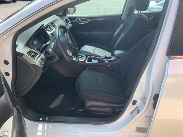 37745-nissan-sentra-2019-fwd