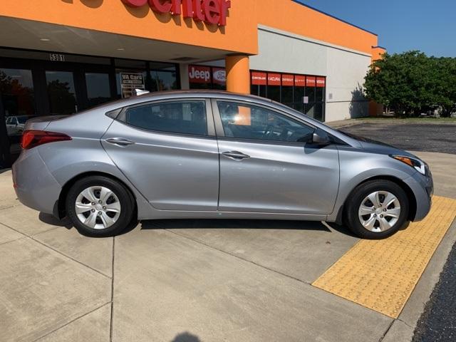 37860-hyundai-elantra-2016-fwd