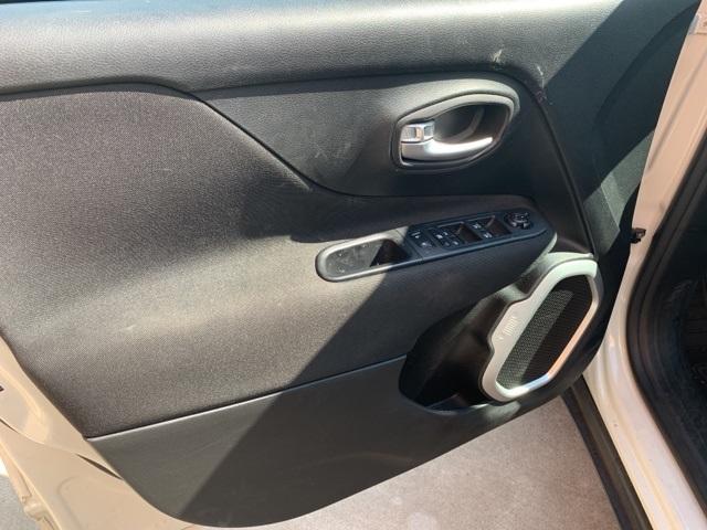 37930-jeep-renegade-2018-fwd