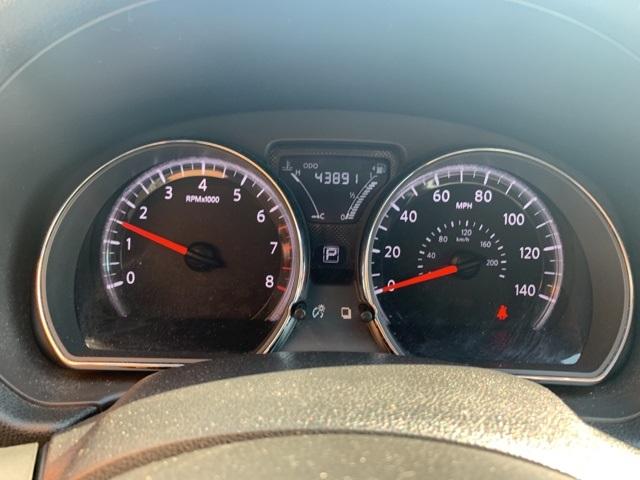 37974-nissan-versa-2018-fwd